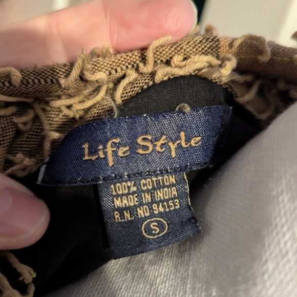 Black and tan 4 button jacket - Picture 3 of 3